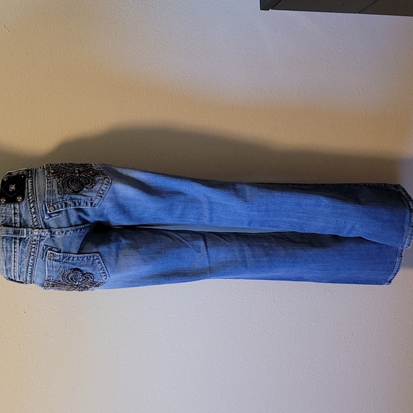Miss Me Jeans - Picture 1 of 7